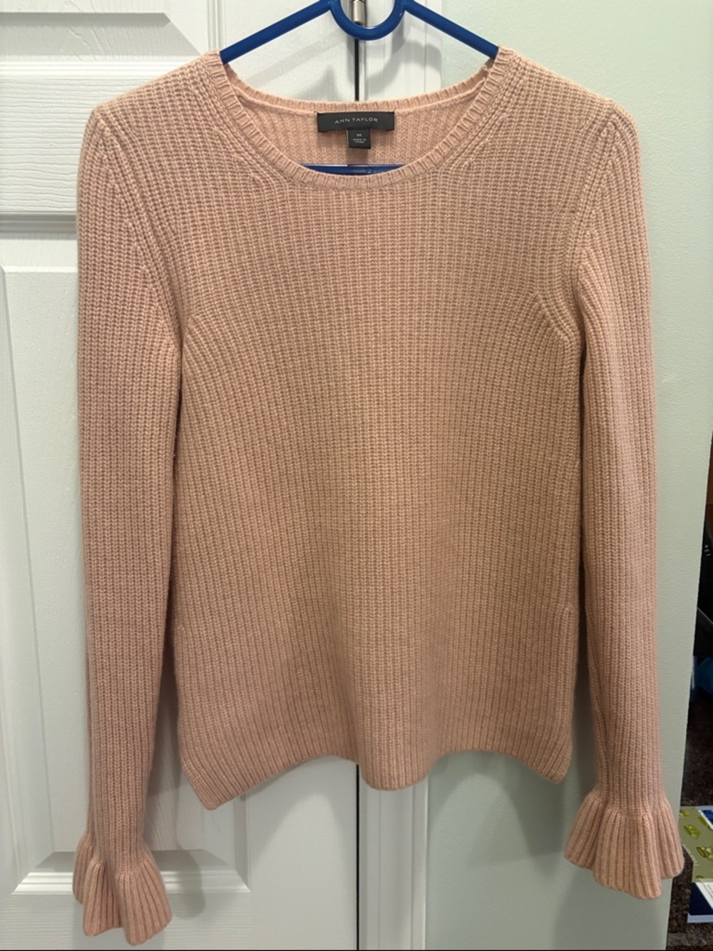 Ann Taylor Blush Pink Ruffle-Cuff Ribbed Crew Sweater Wool 95% Cashmere 5%